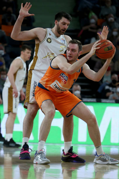 完成超30 完成超30